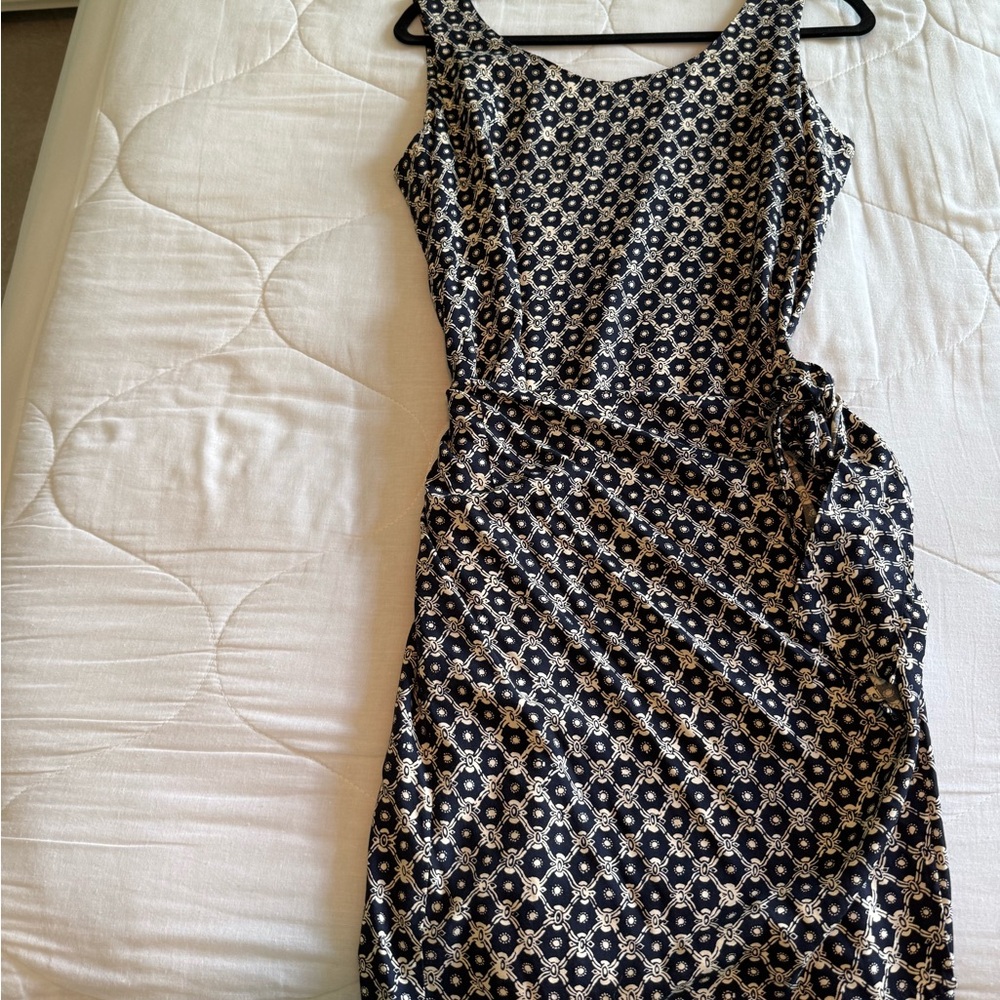 Banana Republic Black and White Sheath Midi Dress
